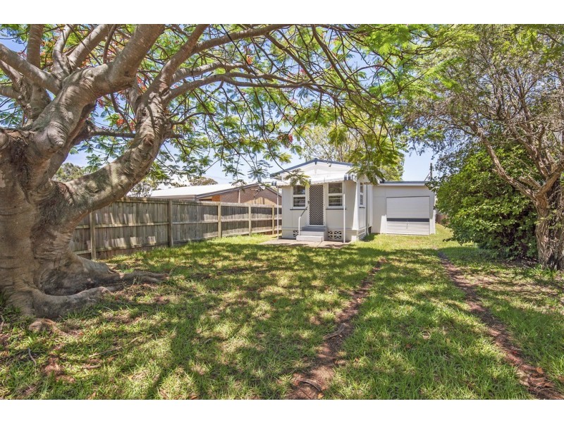 45 Hawthorne Street, Woody Point QLD 4019