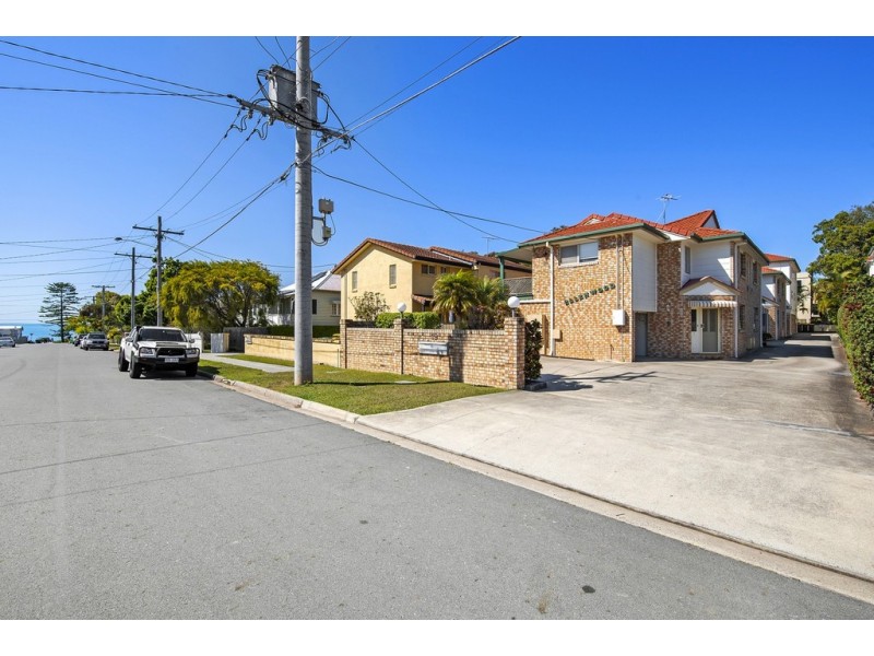 6/19 Ellen Street, Woody Point QLD 4019