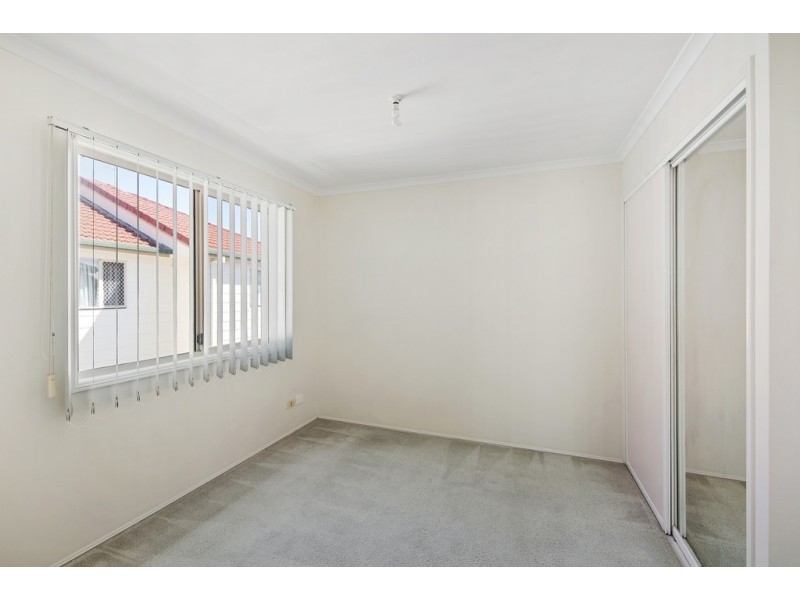 6/19 Ellen Street, Woody Point QLD 4019