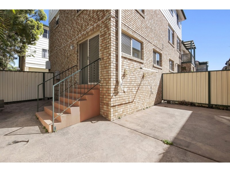 6/19 Ellen Street, Woody Point QLD 4019