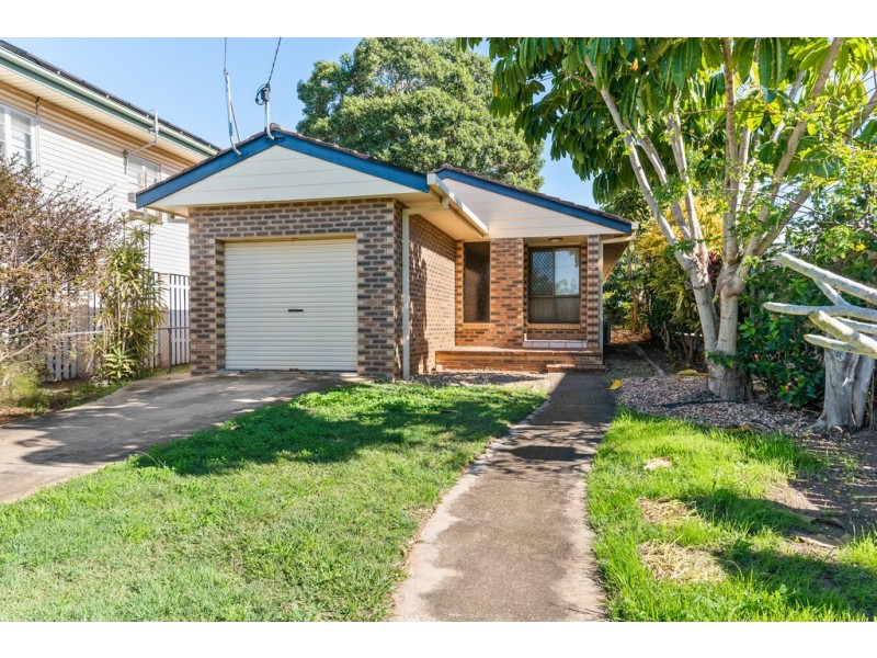 121 Turner Street, Scarborough QLD 4020