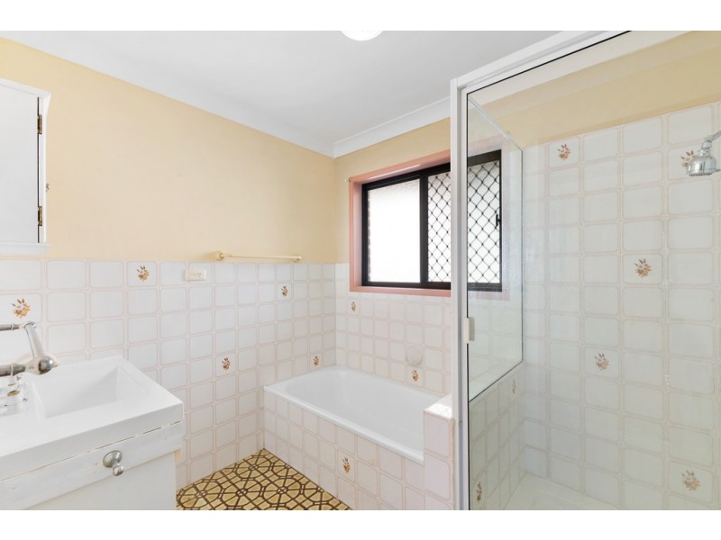 121 Turner Street, Scarborough QLD 4020