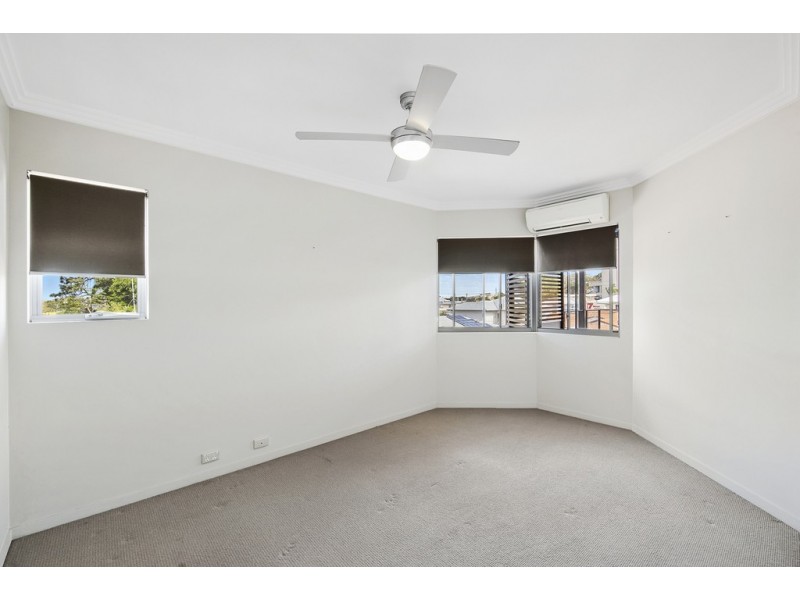 11/12 Portwood Street, Redcliffe QLD 4020