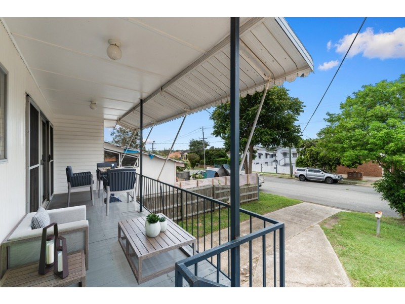 37 Georgina Street, Woody Point QLD 4019