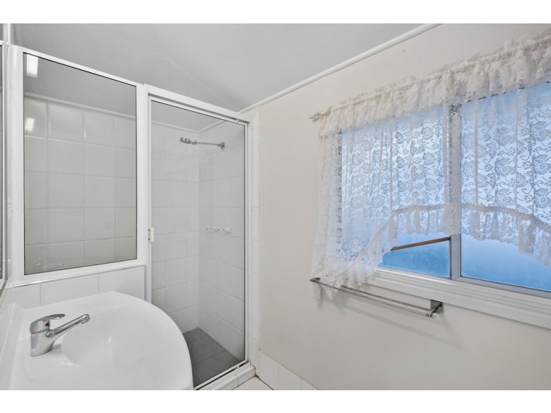 24 Ellen Street, Woody Point QLD 4019