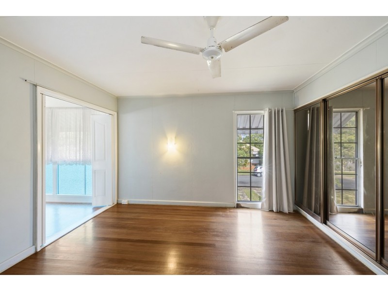 14 Bramble Street, Woody Point QLD 4019