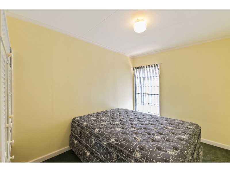 14 Bramble Street, Woody Point QLD 4019