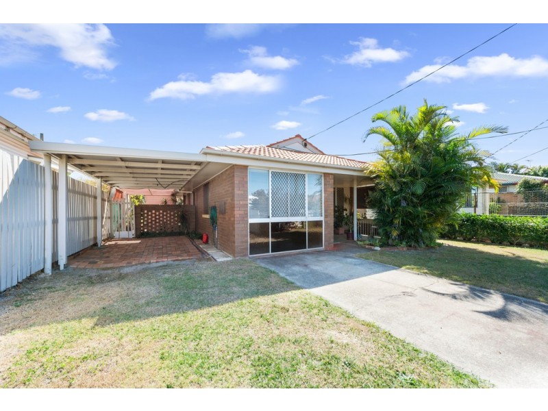 55 Elizabeth Avenue, Clontarf QLD 4019