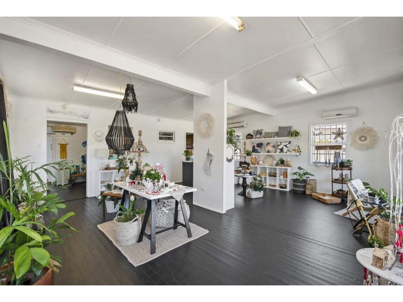 100 Oxley Avenue, Woody Point QLD 4019