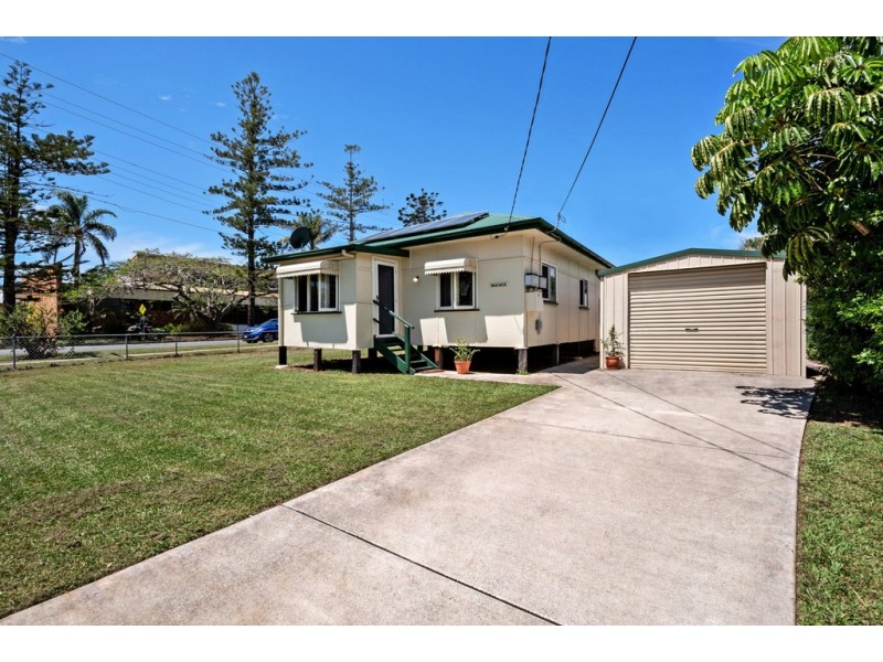 80 Victoria  Avenue, Woody Point QLD 4019
