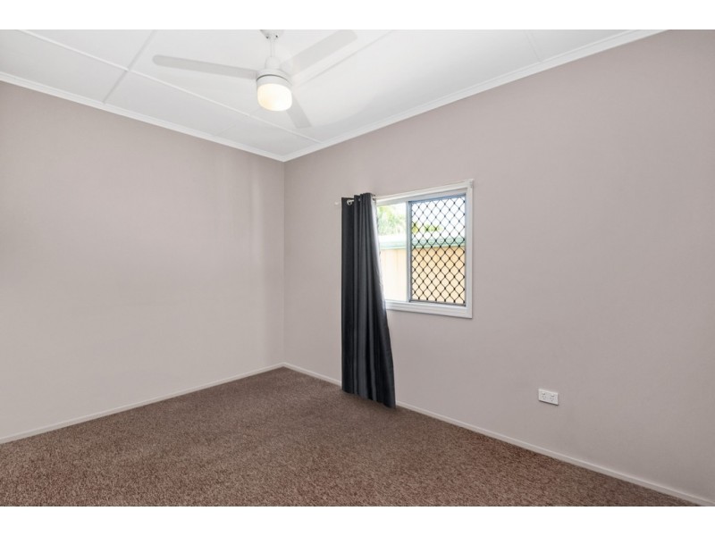 80 Victoria  Avenue, Woody Point QLD 4019