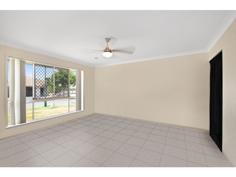 4 Lee Court, Rothwell QLD 4022