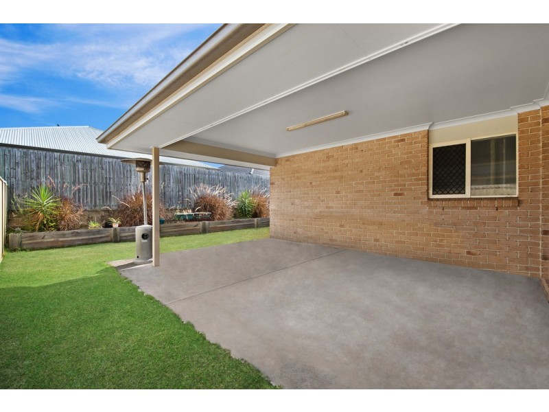4 Lee Court, Rothwell QLD 4022