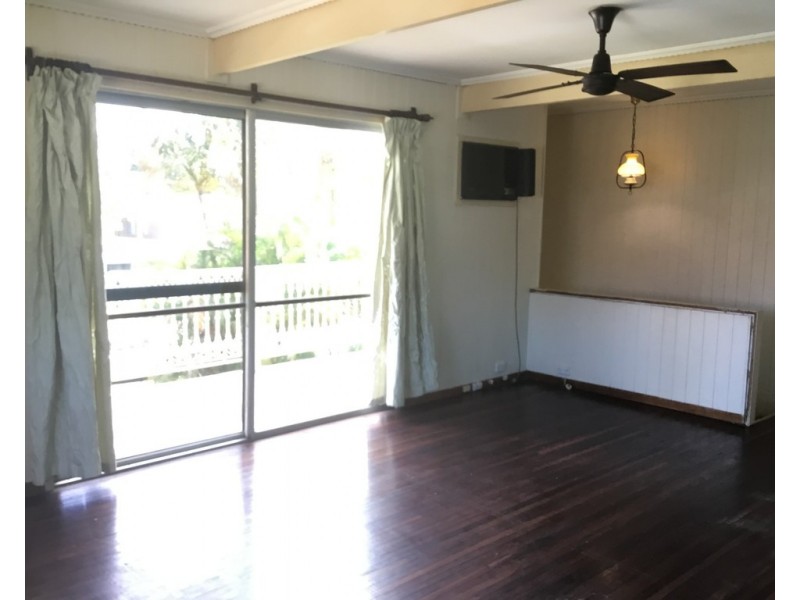 37 Essey Street, Clontarf QLD 4019