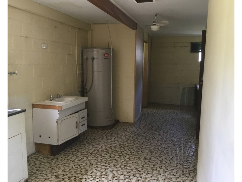 37 Essey Street, Clontarf QLD 4019