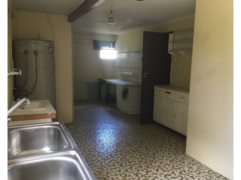 37 Essey Street, Clontarf QLD 4019