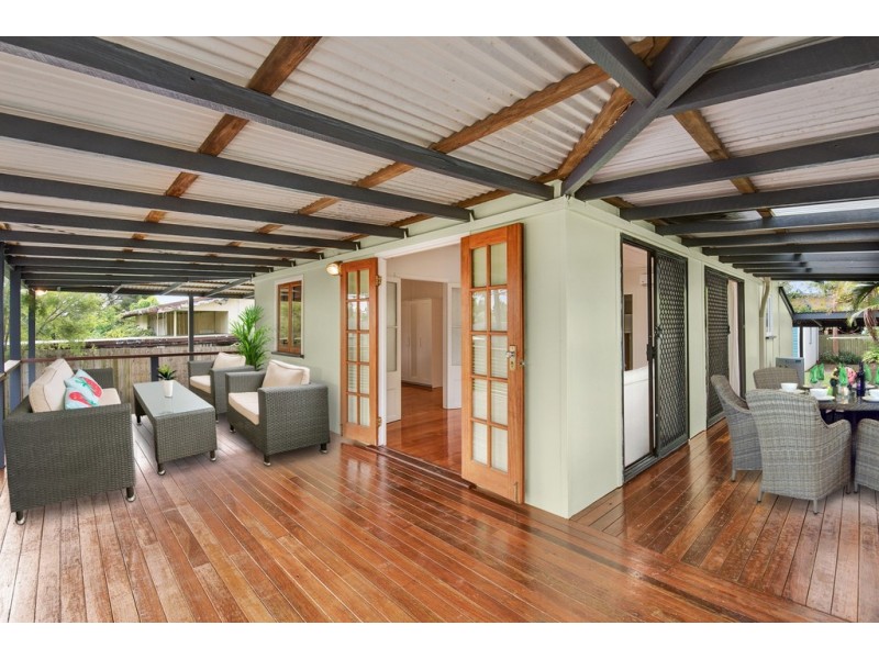 124 Arthur Street, Woody Point QLD 4019