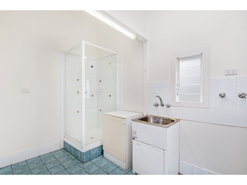 124 Arthur Street, Woody Point QLD 4019