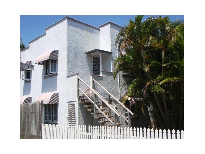 1/4 Dix Street, Redcliffe QLD 4020