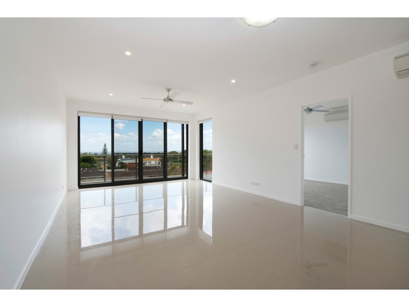 11/23 Albert Street, Woody Point QLD 4019