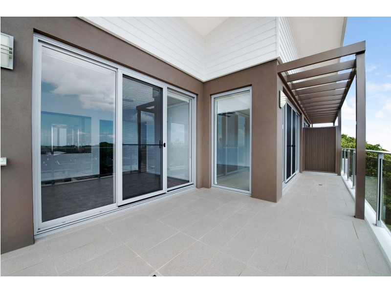 11/23 Albert Street, Woody Point QLD 4019