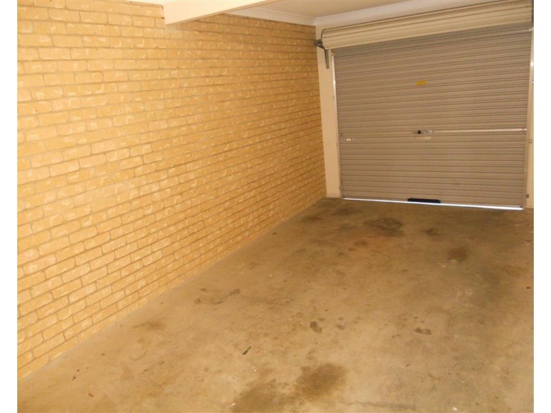 2/45 Georgina Street, Woody Point QLD 4019