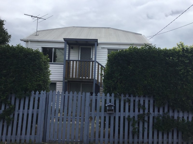 40 Georgina Street, Woody Point QLD 4019