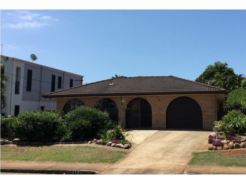 114 King Street, Woody Point QLD 4019