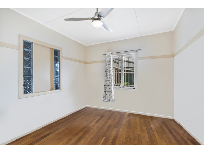 31 Maryborough Terrace, Scarborough QLD 4020