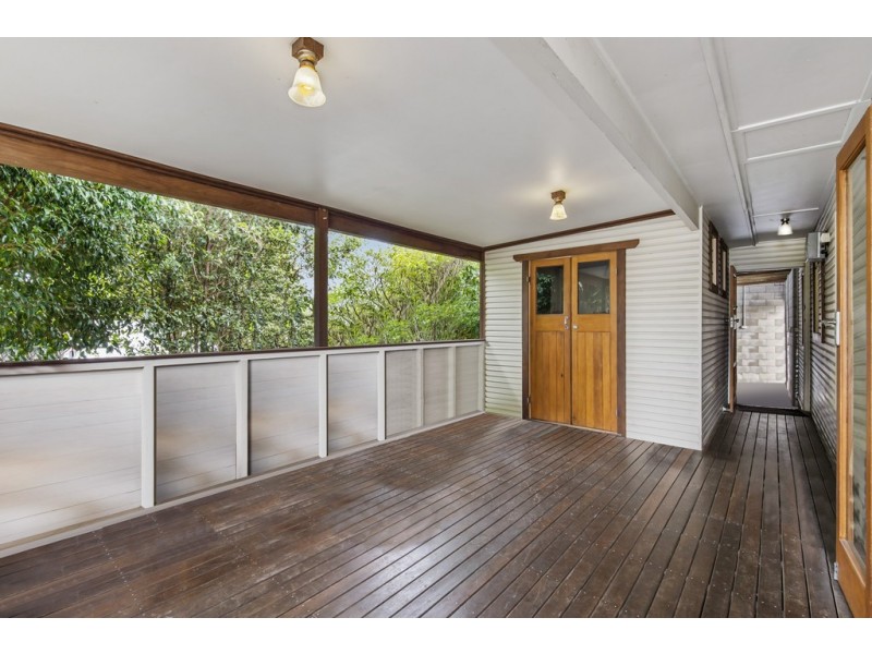 31 Maryborough Terrace, Scarborough QLD 4020