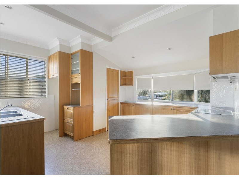17 Barron Road, Margate QLD 4019