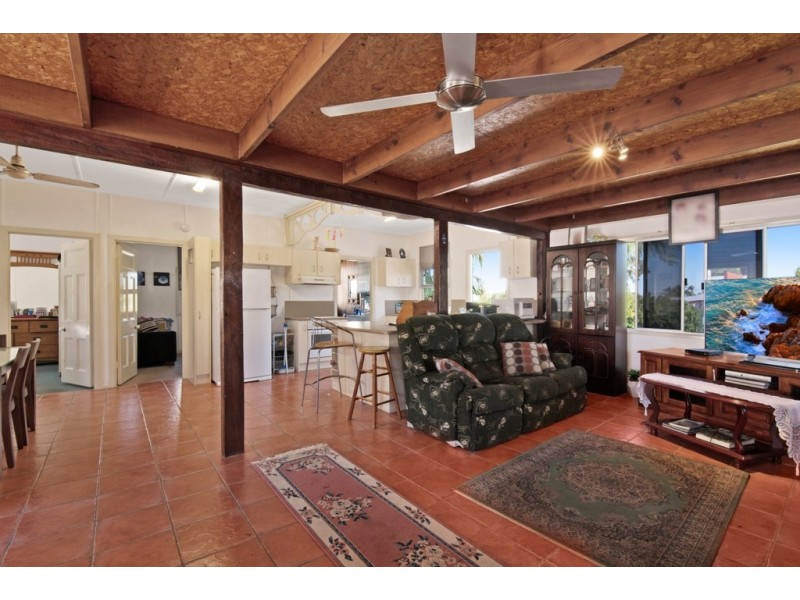 103 Kate Street, Woody Point QLD 4019