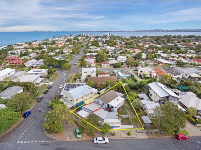 103 Kate Street, Woody Point QLD 4019