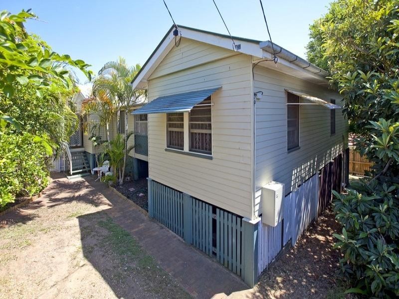 53 Parkview Ave, Wynnum QLD 4178