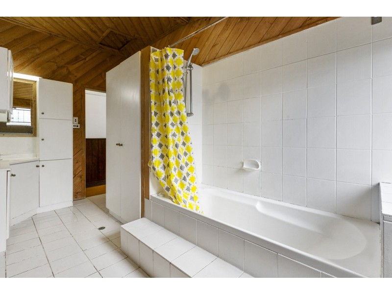 53 Parkview Ave, Wynnum QLD 4178