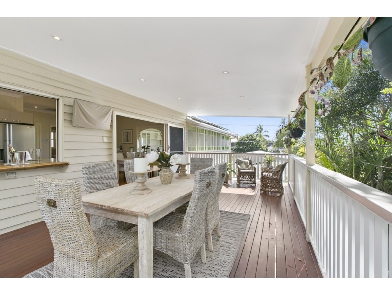 38 Adam Street, Wynnum QLD 4178