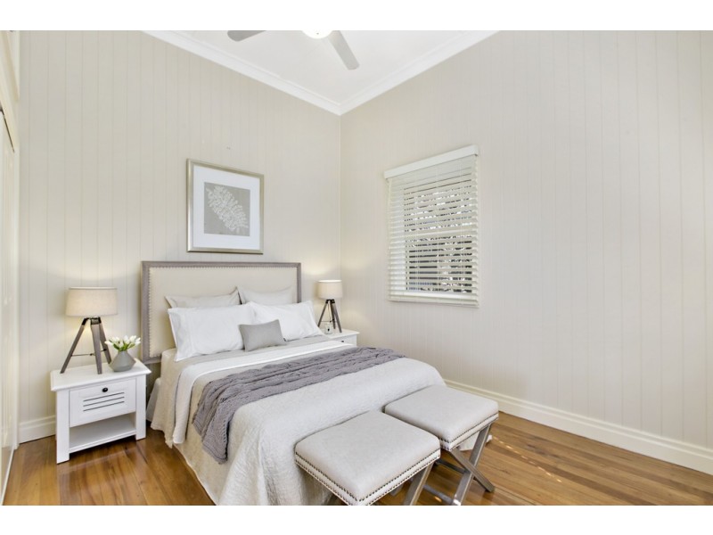 38 Adam Street, Wynnum QLD 4178