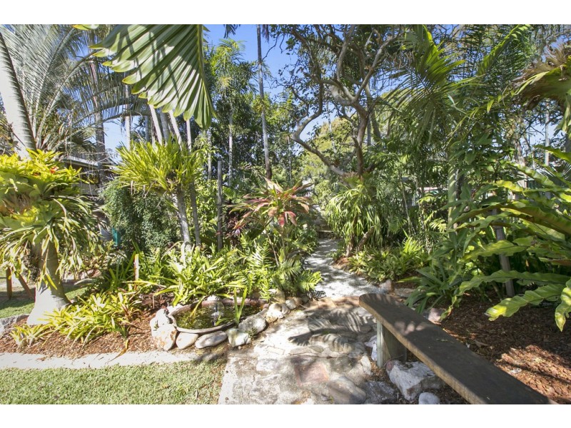 38 Adam Street, Wynnum QLD 4178