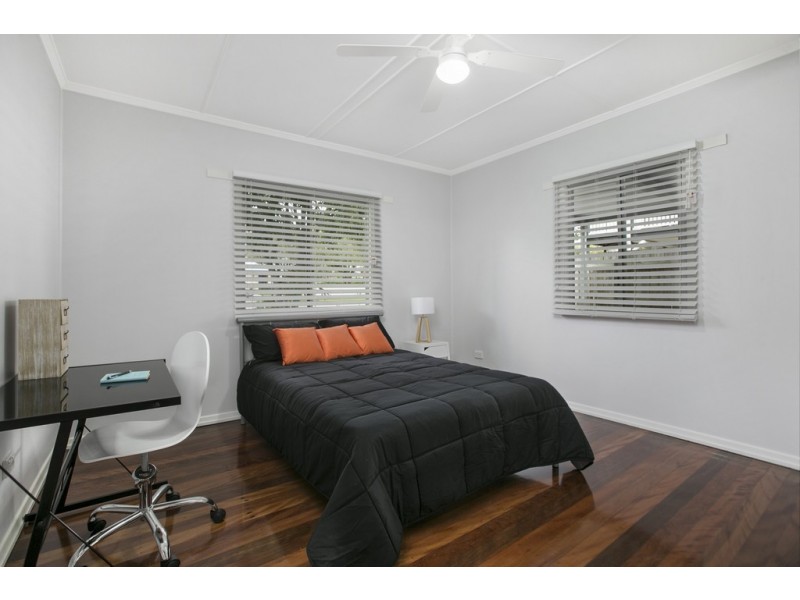 166 Blackwood Road, Manly West QLD 4179