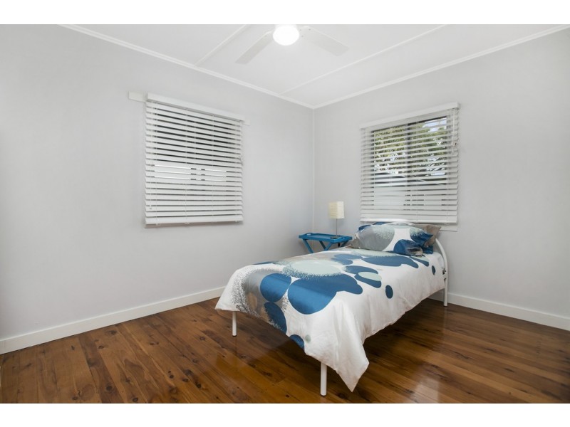 166 Blackwood Road, Manly West QLD 4179