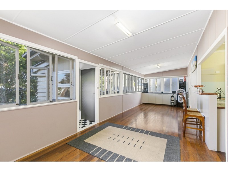 28 Wassell Street, Wynnum QLD 4178