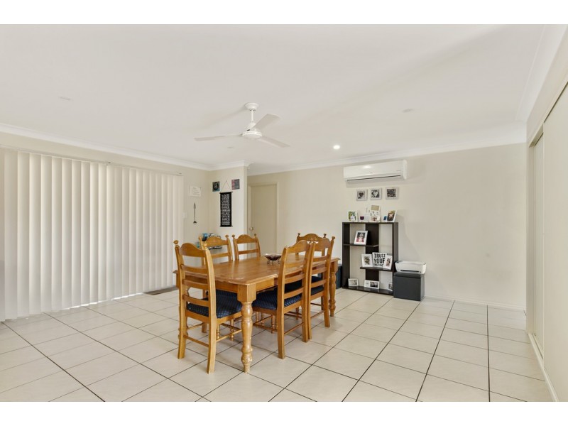 12 Yaraan Crescent, Beachmere QLD 4510