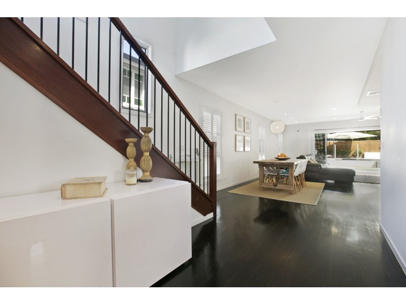 88 Waterview Ave, Wynnum QLD 4178