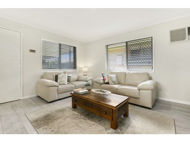 98 Clara Street, Wynnum QLD 4178