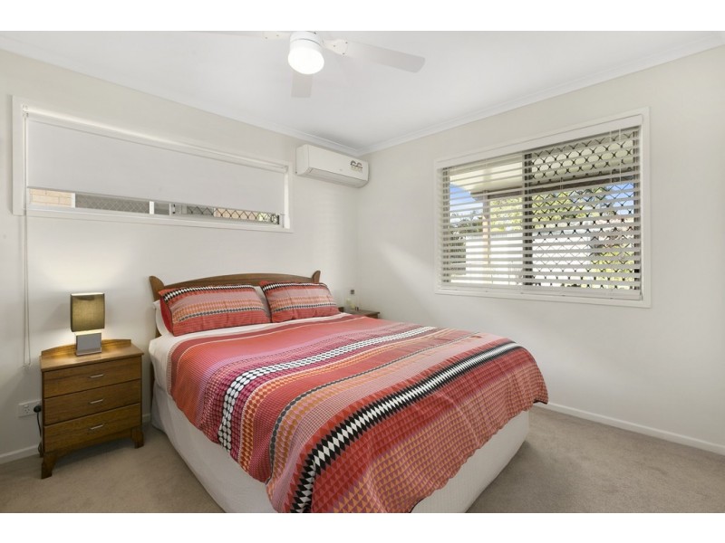 98 Clara Street, Wynnum QLD 4178