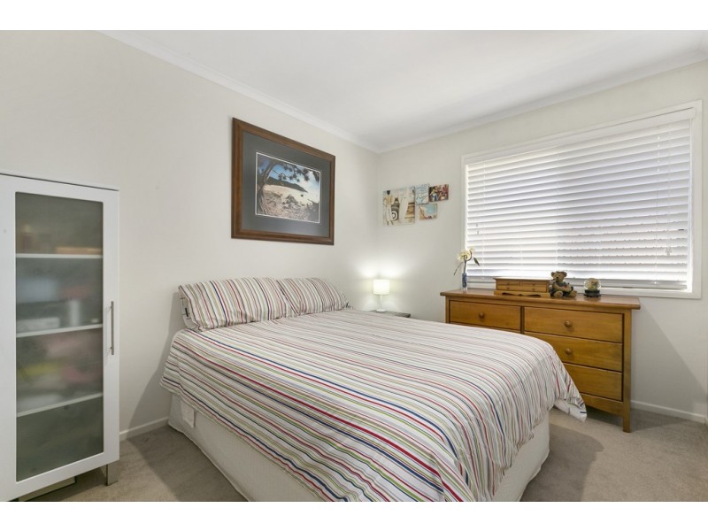 98 Clara Street, Wynnum QLD 4178