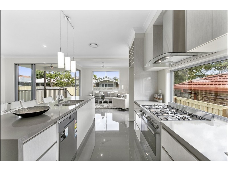 129 HENRY STREET, Wynnum QLD 4178