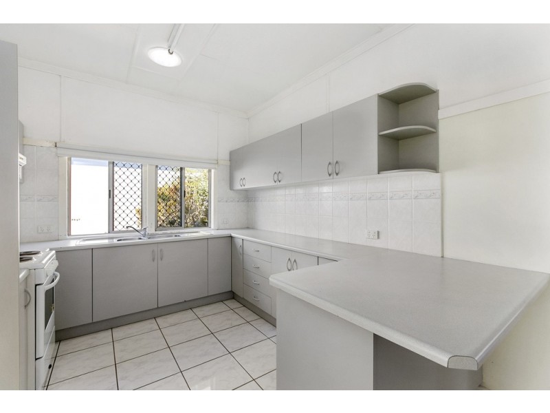 17 Booran Street, Lota QLD 4179