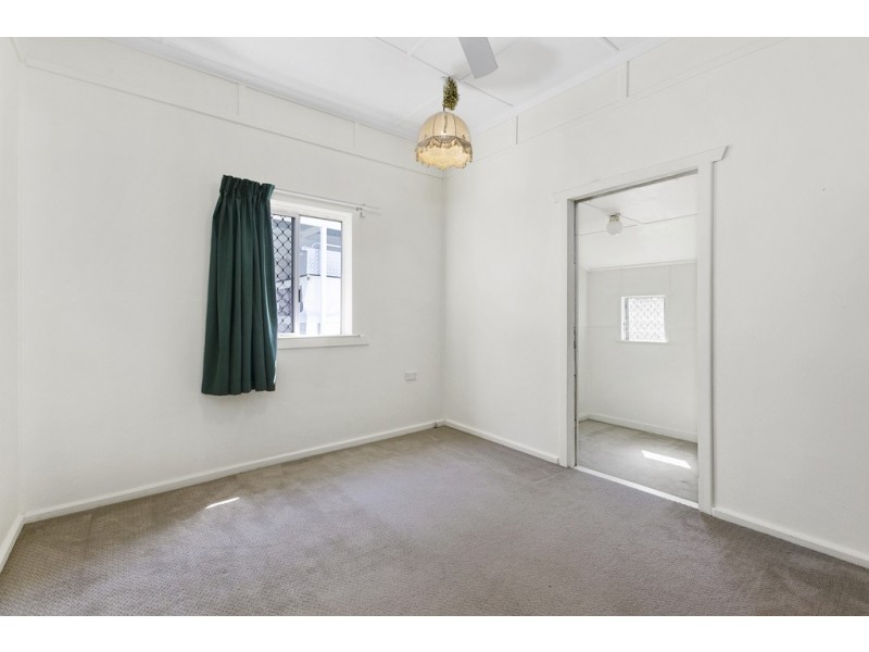 17 Booran Street, Lota QLD 4179