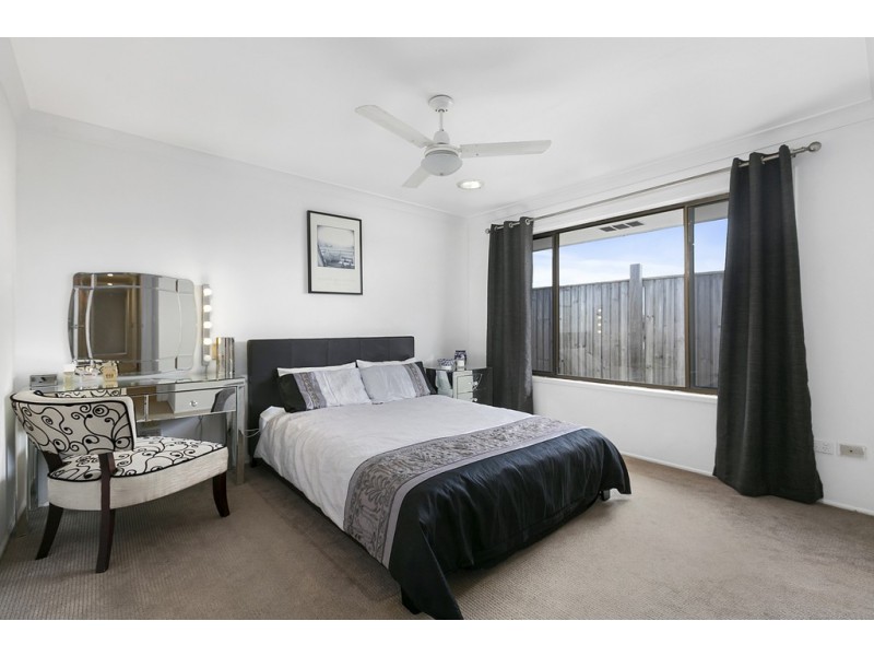 15 CARINGBAH STREET, Wakerley QLD 4154